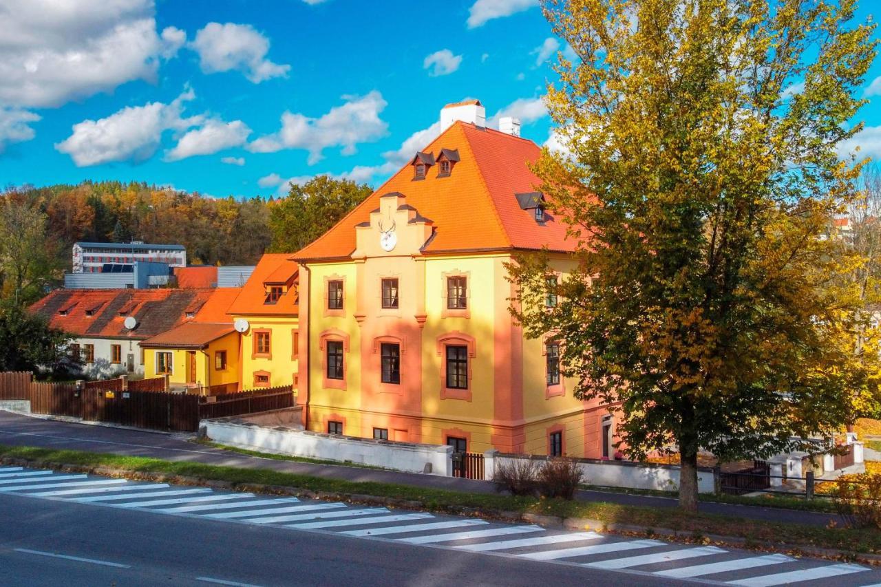 Vila Lovcu Kralovych Cesky Krumlov Exterior photo